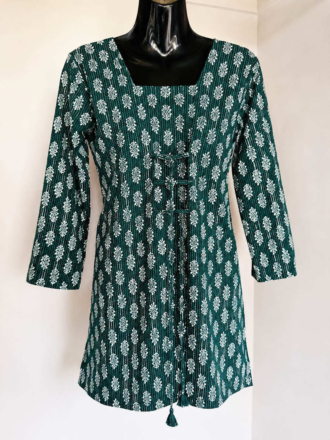 Emerald Vine Tie-Back Short Kurti
